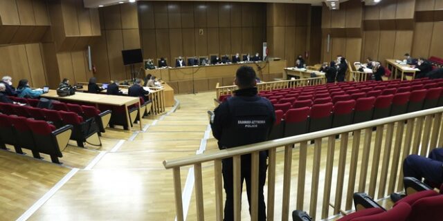 Δίκη Χρυσής Αυγής: Ολοκληρώθηκε ο κύκλος των καταθέσεων για τη δολοφονία Φύσσα