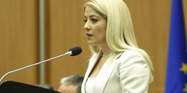 Κύπρος: Νέα πρόεδρος του ΔΗΣΥ η Αννίτα Δημητρίου
