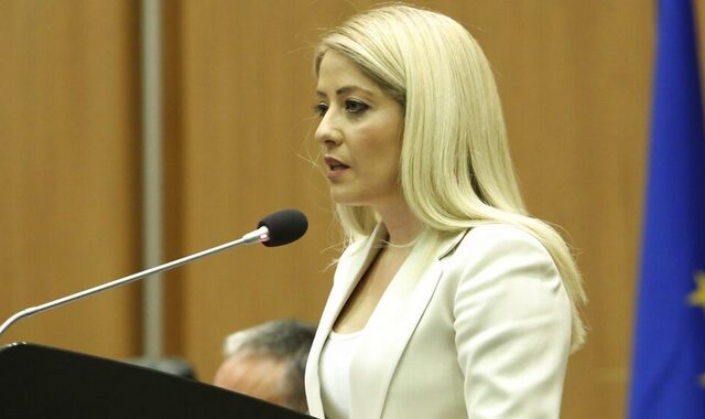 Κύπρος: Νέα πρόεδρος του ΔΗΣΥ η Αννίτα Δημητρίου