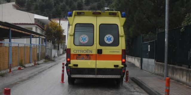 Κοζάνη: Γιατρός και νοσηλευτής έφτασαν με δικό τους ΙΧ σε σημείο τροχαίου