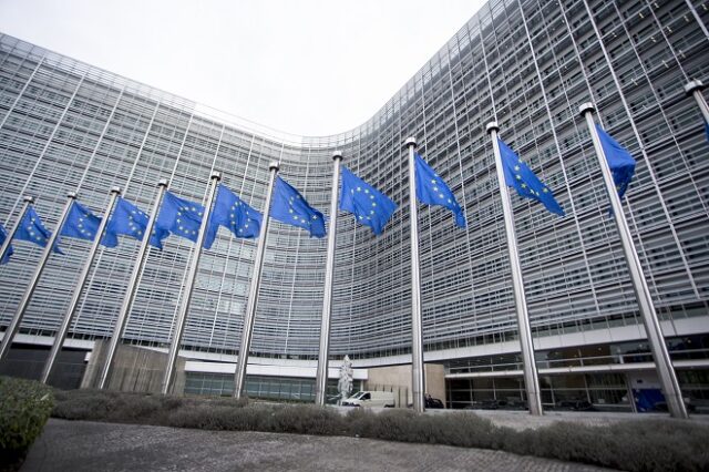 Συνεδριάζουν οι υπουργοί Άμυνας της ΕΕ – Εξετάζεται η ενεργοποίηση “πολεμικής οικονομίας”