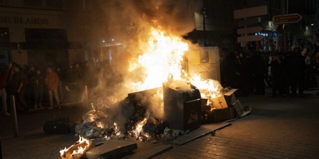 Γαλλία: Συγκρούσεις αστυνομικών – διαδηλωτών για τη μεταρρύθμιση του συνταξιοδοτικού