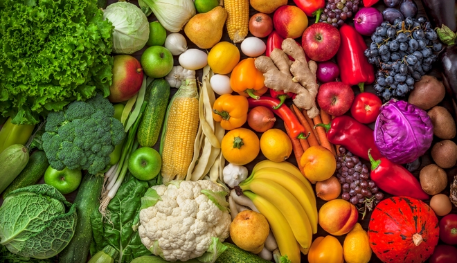 Αυτά είναι τα 12 φρούτα και λαχανικά με τη μεγαλύτερη περιεκτικότητα σε φυτοφάρμακα