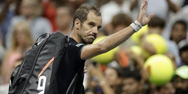 Τσιτσιπάς: Αποσύρθηκε ο Γκασκέ, πέρασε στον τρίτο γύρο του Miami Open χωρίς αγώνα