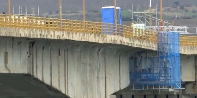 Κοζάνη: Απαγόρευση κυκλοφορίας για όλα τα οχήματα στη γέφυρα Σερβίων