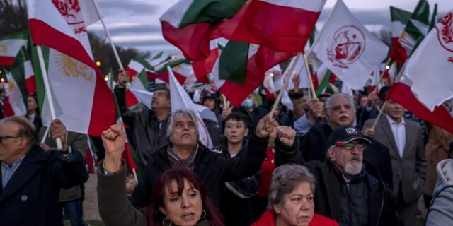 Διεθνής Αμνηστία: Παιδιά βασανίστηκαν μετά τις συλλήψεις τους στις διαδηλώσεις στο Ιράν
