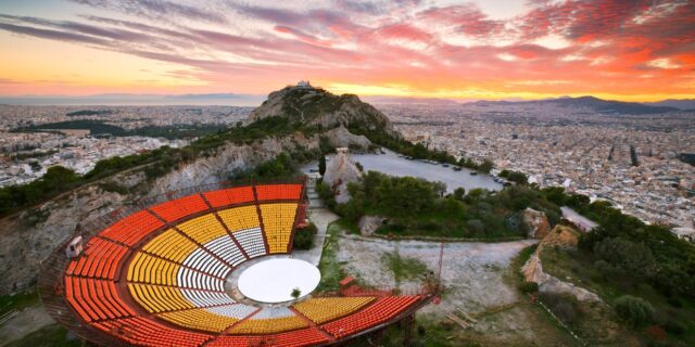 Επαναλειτουργεί το καλοκαίρι το Θέατρο Λυκαβηττού