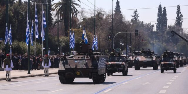 25η Μαρτίου: Η μεγάλη στρατιωτική παρέλαση σε εικόνες – Άρματα μάχης Marder 1A3 και μαχητικά F-16 Viper Fighting Falcon