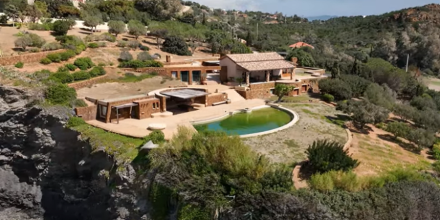 Βίλα Μεταξά: Η αμαρτωλή ιστορία του αυθαίρετου πολυτελούς ακινήτου με την ομορφότερη θέα στον κόσμο