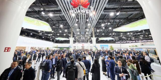 Κυρίαρχη η παρουσία της Huawei στο ΜWC 2023