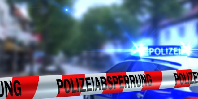 Γερμανία: Άνδρας έριξε το αυτοκίνητό του πάνω σε πλήθος – Πληροφορίες για τραυματίες