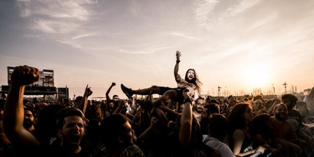 Η Heavy Metal…σε κάνει καλύτερο άνθρωπο