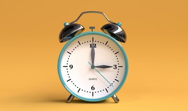 Αλλαγή ώρας 2023: Πότε θα πάμε τα ρολόγια μας μία ώρα μπροστά