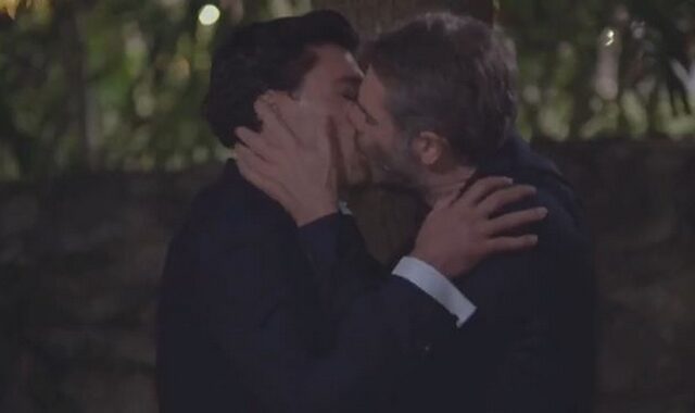 “Χαστούκι” στους ομοφοβικούς το γκέι φιλί στις “Σέρρες” – Οι αντιδράσεις στο Twitter