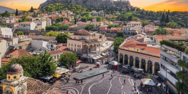 Spartacus & Webhotelway: Νέα σελίδα για τη φιλοξενία στην Αθήνα!