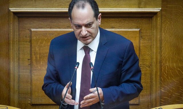 Σπίρτζης: “Ο Νόμος και η Τάξη σας δείχνουν, ακόμη και τώρα, που αποσκοπούσαν και ποιους στόχευαν. Ντροπή”