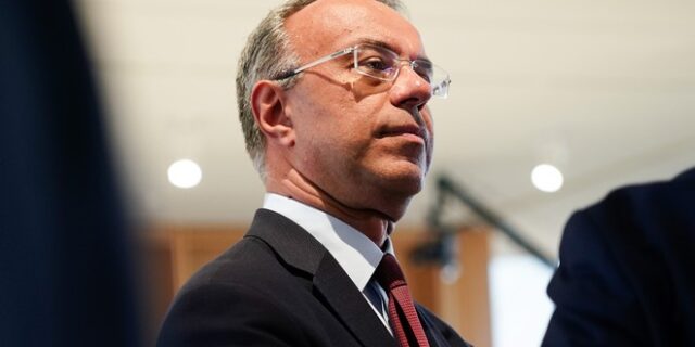 Καθυστερήσεις στο νομοθετικό “φίνις” της κυβέρνησης – Η νέα “ατζέντα” εν όψει εκλογών