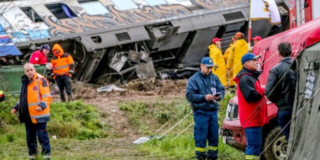 Τέμπη: Αγώνας δρόμου από τα εργαστήρια για να ταυτοποιηθούν και οι τελευταίες σοροί θυμάτων