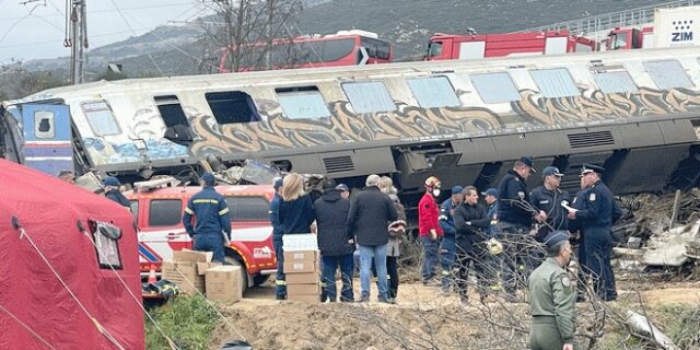 Τραγωδία στα Τέμπη: Το NEWS 24/7 στο σημείο σύγκρουσης των τρένων
