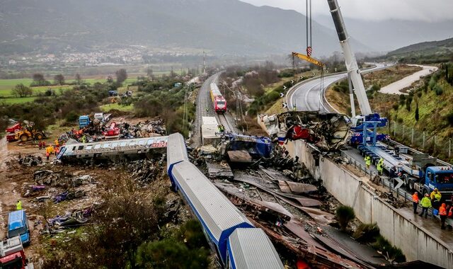 Τέμπη: Προσπάθεια “διάχυσης ευθυνών” – Ο Ντογιάκος ερευνά τα δυστυχήματα της… τελευταίας 15ετίας