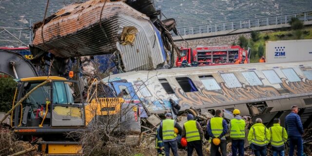 Τραγωδία στα Τέμπη: Επιβάτης στο NEWS 24/7 – “Κάτι συνέβη πριν τη σύγκρουση”, συγκλονιστικές μαρτυρίες