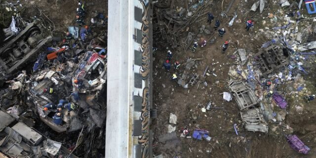 Σύγκρουση τρένων στα Τέμπη: Ποια δρομολόγια ακυρώνει η Hellenic Train