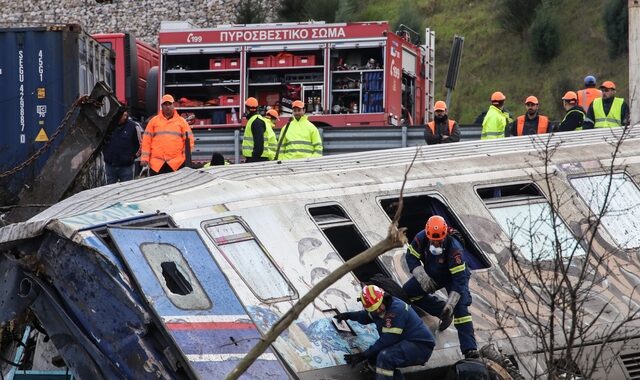 Τέμπη: “Έδωσα εντολή αλλά το σύστημα δεν υπάκουσε” ισχυρίστηκε ο σταθμάρχης – Διώξεις για αμέλεια