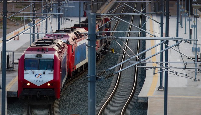 Μετ’ εμποδίων η επανεκκίνηση του σιδηροδρόμου – Κόπηκαν δρομολόγια για λόγους ασφαλείας