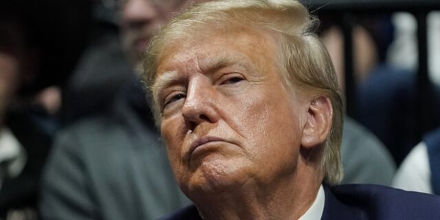 Ποινική δίωξη σε Τραμπ: Τι ακολουθεί μετά την ιστορική απόφαση – Οι αντιδράσεις από το “στρατόπεδο” του πρώην προέδρου