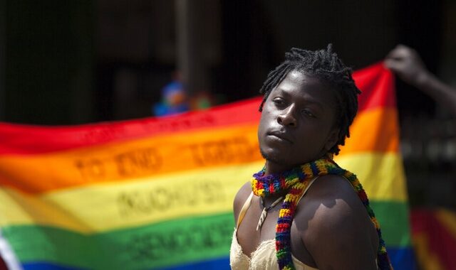 Ουγκάντα: Φέρνει νόμο για 10ετή φυλάκιση σε όποιον απλά δηλώνει ομοφυλόφιλος