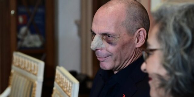 Ξυλοδαρμός Γιάνη Βαρουφάκη: Προσήχθη ένας ακόμη δράστης