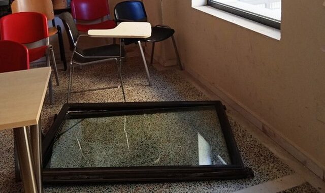 Πανεπιστήμιο Θεσσαλίας: Έπεσε παράθυρο σε αίθουσα διδασκαλίας