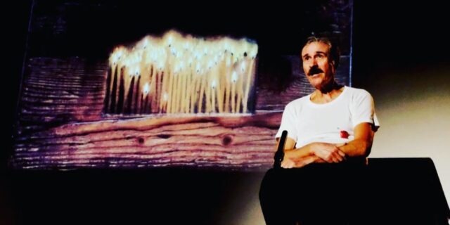 Ο Τάκης Χρυσικάκος ανεβάζει στη σκηνή τον Μάρκο Βαμβακάρη και τον Μιχάλη Γενίτσαρη