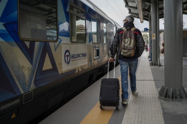 Intercity: Έμεινε από ρεύμα πριν τη Λάρισα – “Δεν υπήρχε σχέδιο για το τι θα κάνουμε”