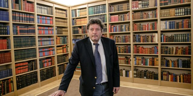 Πέθανε ο Κωνσταντίνος Στάικος, αρχιτέκτονας και κορυφαίος ιστορικός του βιβλίου