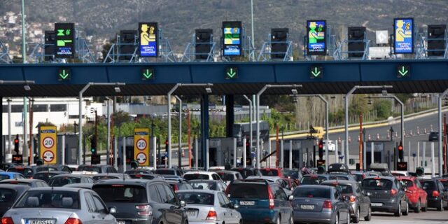 Πάσχα 2023: Η μεγάλη έξοδος των Αθηναίων – Πάνω από 500.000 οχήματα εγκατέλειψαν την πρωτεύουσα