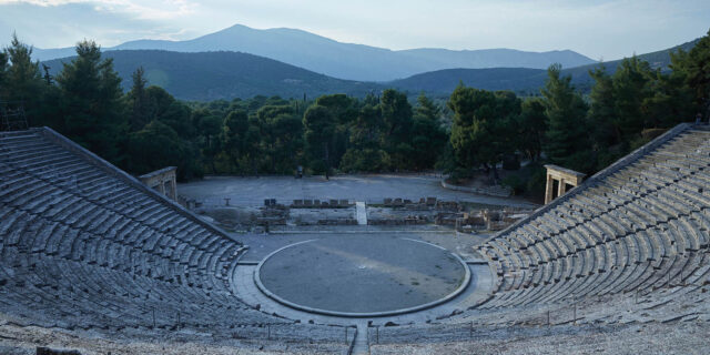 Δύο σπουδαίοι ηθοποιοί, δύο Οιδίποδες φέτος στην Επίδαυρο