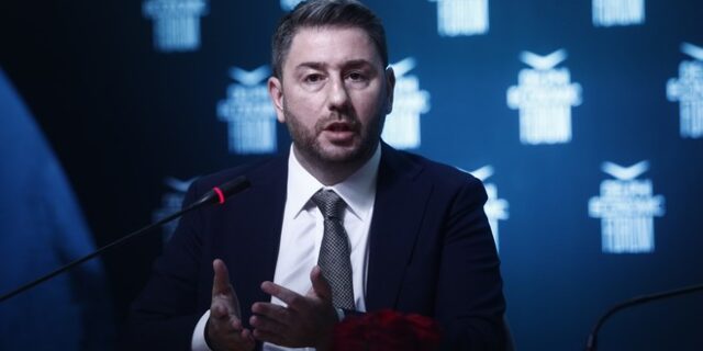 Ανδρουλάκης: “Ναι” σε κυβέρνηση συνεργασίας με ισχυρό ποσοστό ΠΑΣΟΚ