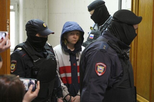 Ρωσία: Κατηγορίες για τρομοκρατία στην Ντάρια Τρέποβα μετά τη δολοφονία του Ρώσου μπλόγκερ