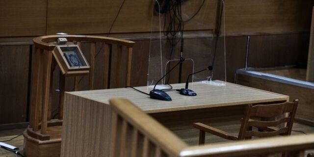 Δίκη Χρυσής Αυγής: Διεκόπη για τις 26 Απριλίου
