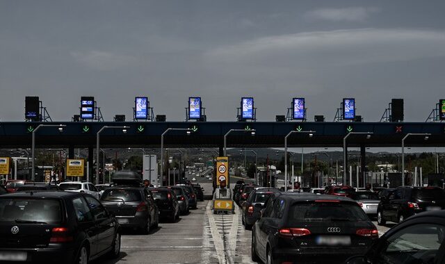 Ξεκίνησε η επιστροφή των εκδρομέων του Πάσχα – Έκτακτα μέτρα από την Τροχαία