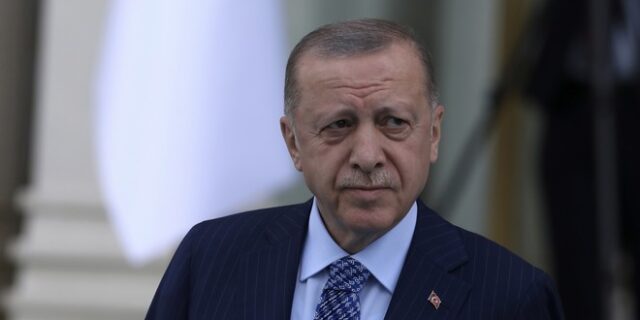 Ερντογάν: “Έκλεισε την πόρτα” στον πρέσβη των ΗΠΑ επειδή είχε συναντηθεί με τον Κιλιτσντάρογλου