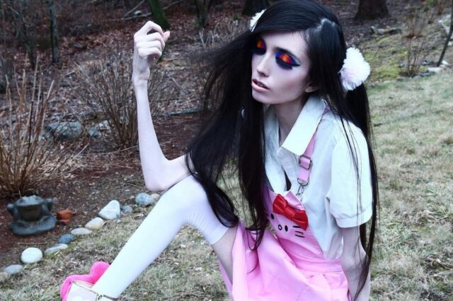 Eugenia Cooney: Ένας αργός θάνατος σε live μετάδοση στο TikTok