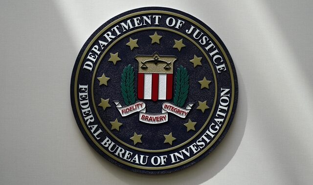 Γκάφα ολκής από το FBI: Μπήκαν σε λάθος δωμάτιο και συνέλαβαν άσχετο ένοικο