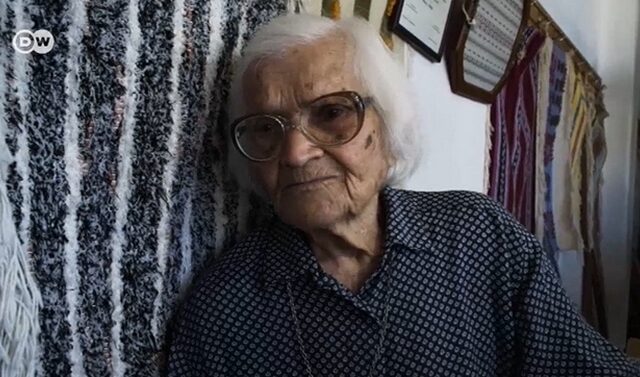 Ικαρία: Πέθανε στα 112 η θρυλική δασκάλα αργαλιού, Ιωάννα Πρωίου – Τα μυστικά της μακροζωίας της, είναι μάθημα για όλους