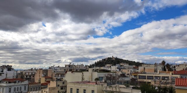Καιρός Αθήνα: Νεφώσεις παροδικά αυξημένες