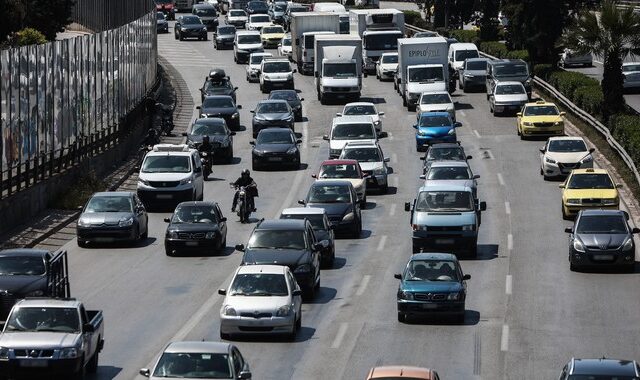 Κίνηση στους δρόμους: Η έξοδος των εκδρομέων για το τριήμερο – LIVE Χάρτης