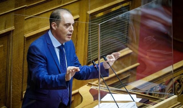 Ελληνική Λύση: Ο Βελόπουλος παίρνει μέτρα για να μην του κλέψει βουλευτές η ΝΔ