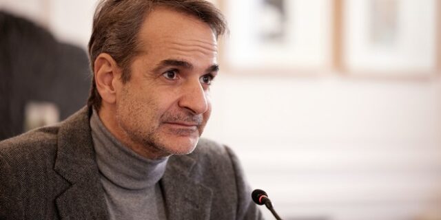 Μητσοτάκης σε Ζελένσκι: Η Ελλάδα δίπλα στην Ουκρανία για όσο χρειαστεί