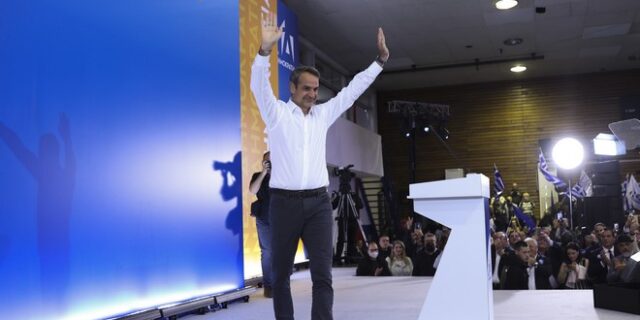 Αν αυτά ξεχαστούν, η φθορά θα σβηστεί και οι εκλογές θα είναι περίπατος…